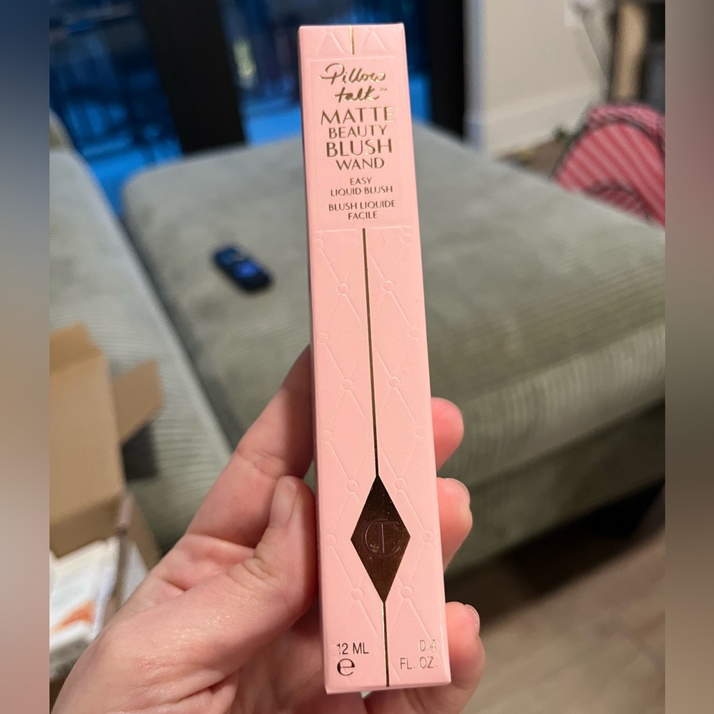 Charlotte Tilbury Pillow Talk Matte Beauty Blush Wand